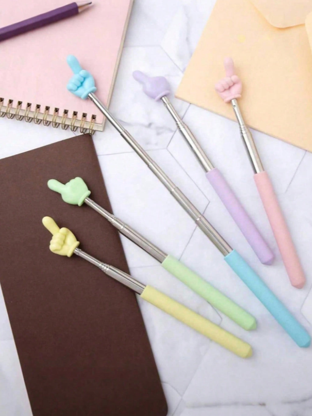 Stretchable Finger Reading Pointer - Kid-Friendly Teaching Tool